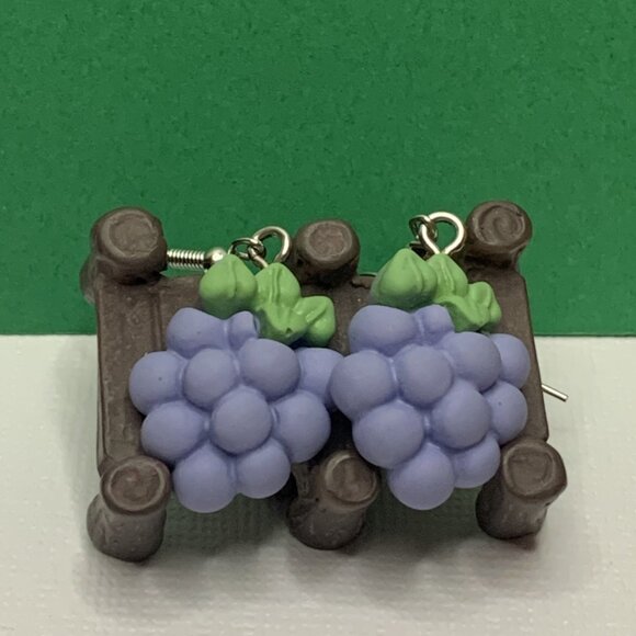 Grapes Earring, Fruit Earring, Funny Food Earring, Gift Idea, Fruit Jewelry - Picture 3 of 6